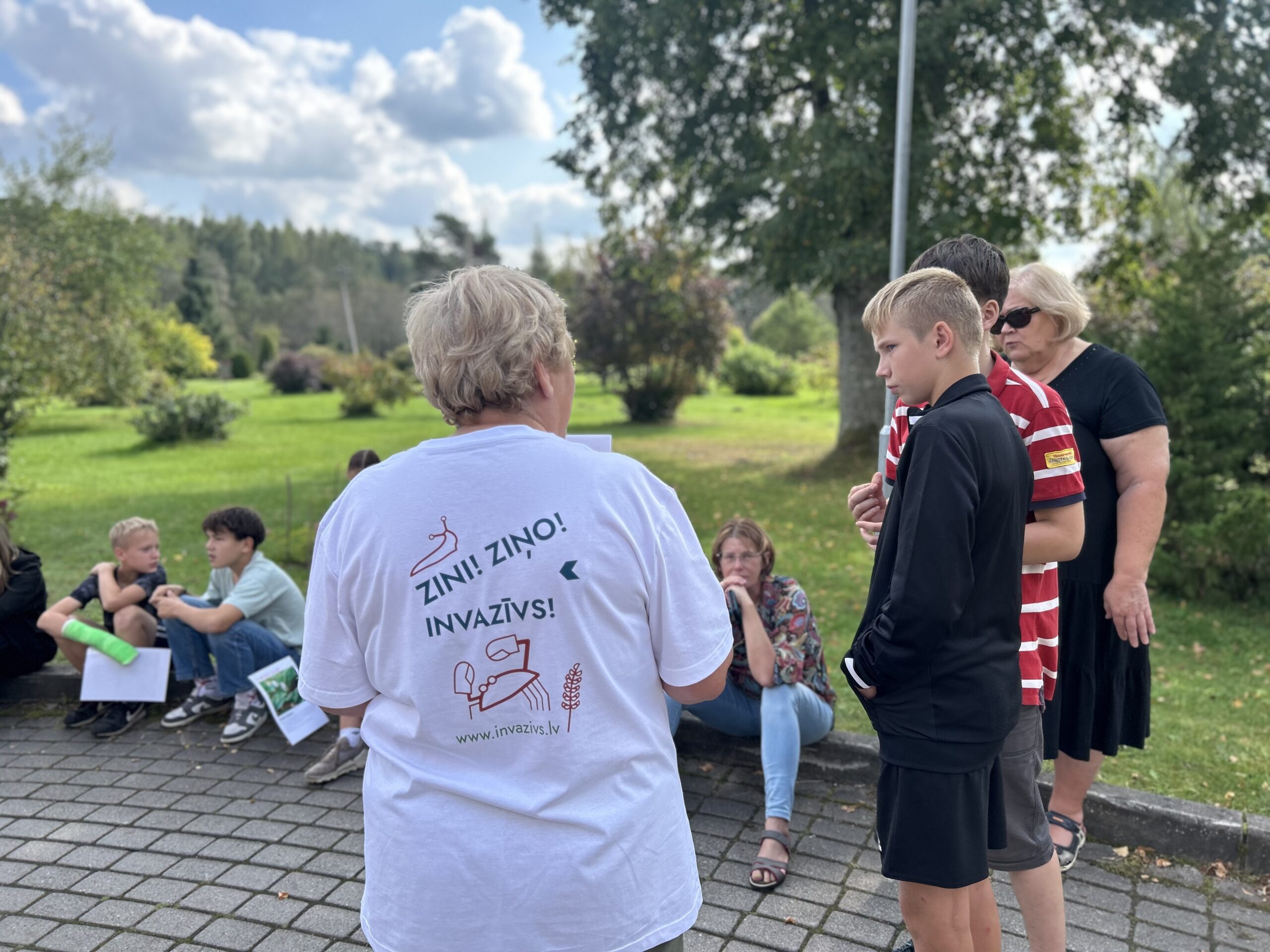 vides izglitibas pasakums saulkrastu novada skoleniem veicina ilgtspejigu domasanu